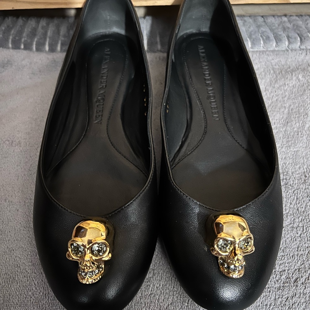 Alexander McQueen Skull Flats